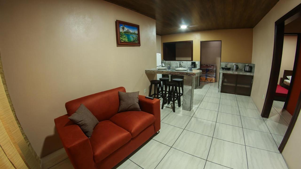 Arenal Red Apartment La Fortuna Exterior photo